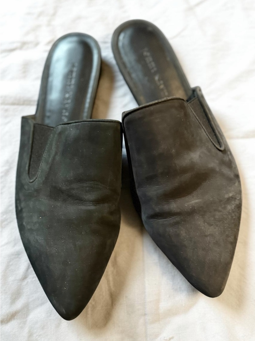 Jenni Kayne Black Pointed Suede Slip-On Mules